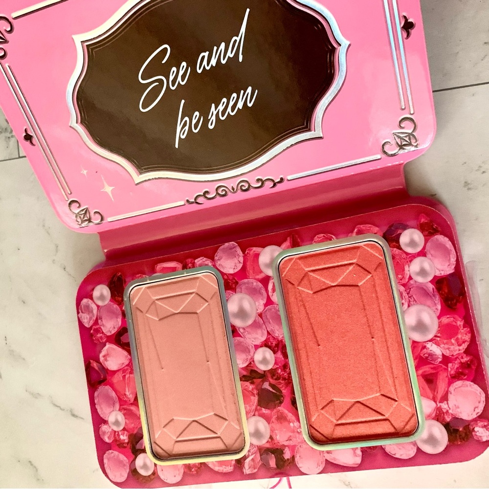 NYX professional makeup Bridgerton blush palette Wallflower 5g